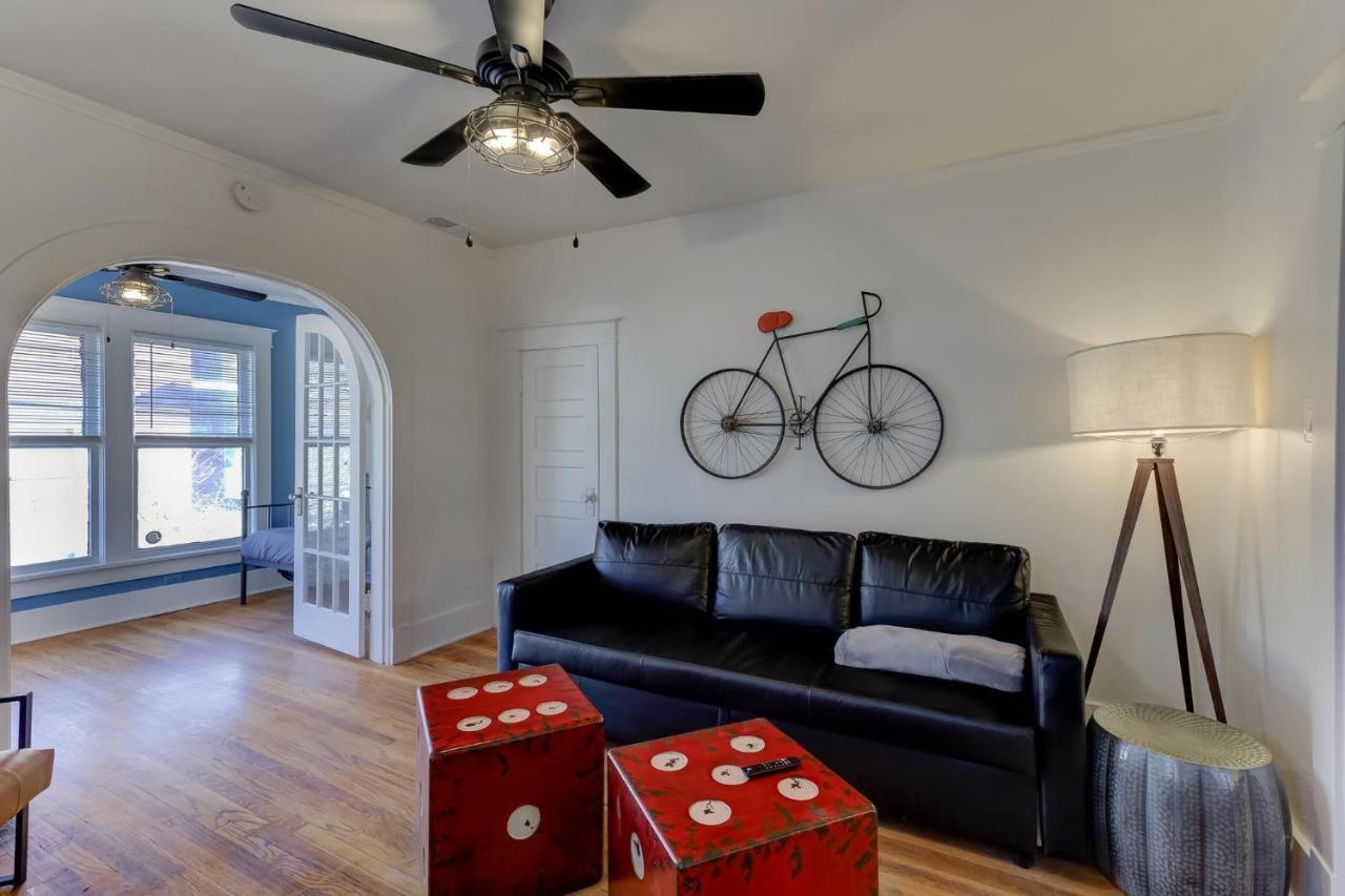 Charming Cooper-Young Flat In The Heart Of Memphis Bagian luar foto