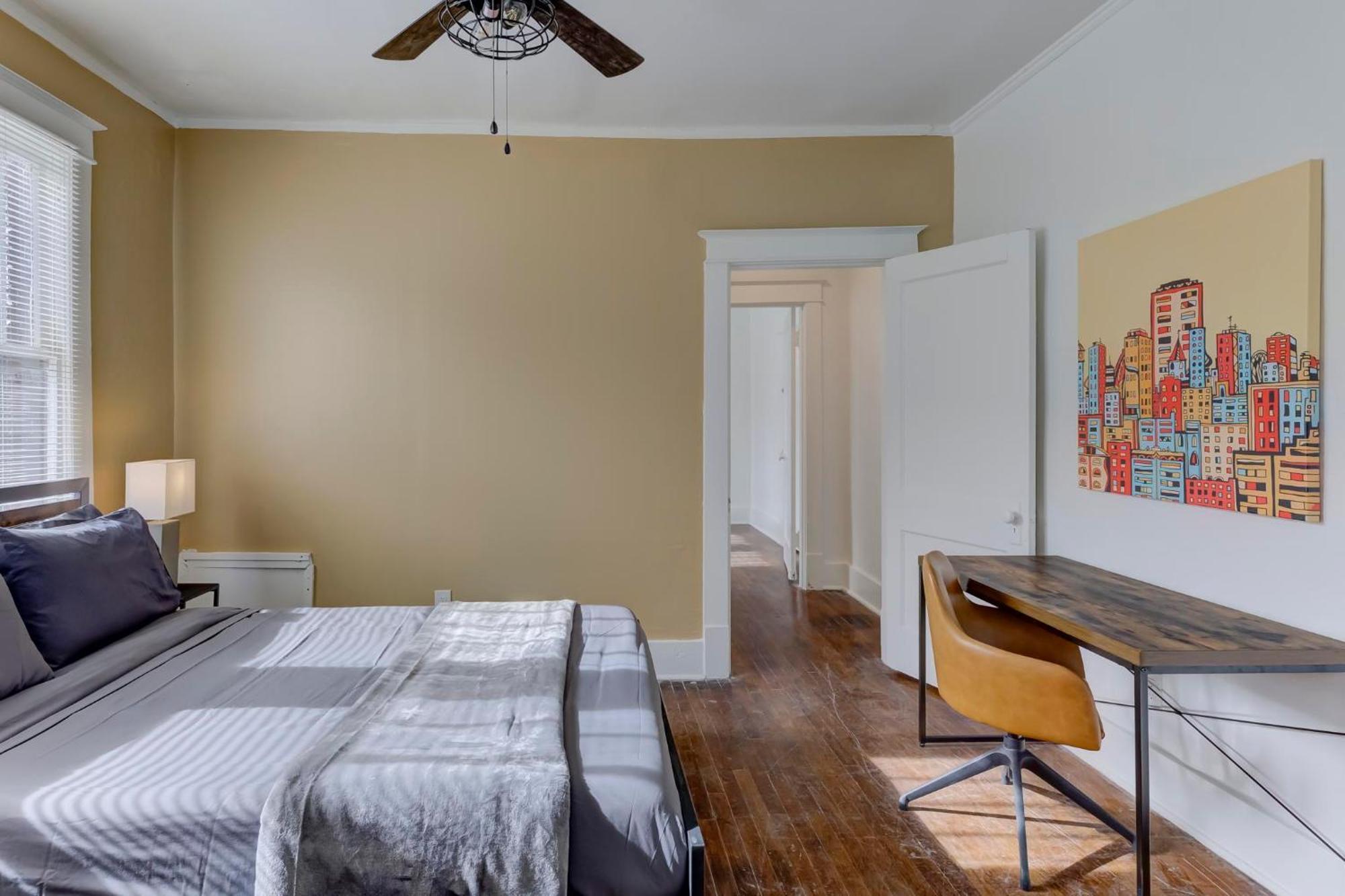 Charming Cooper-Young Flat In The Heart Of Memphis Bagian luar foto