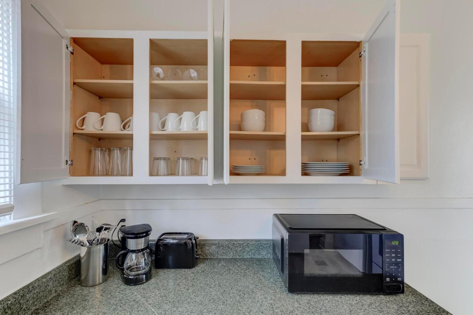 Charming Cooper-Young Flat In The Heart Of Memphis Bagian luar foto